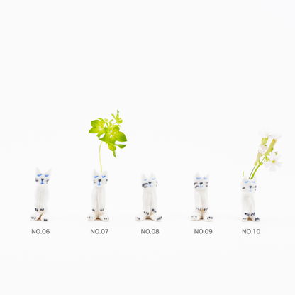 スモールキャット花瓶（青い猫?すやすや）