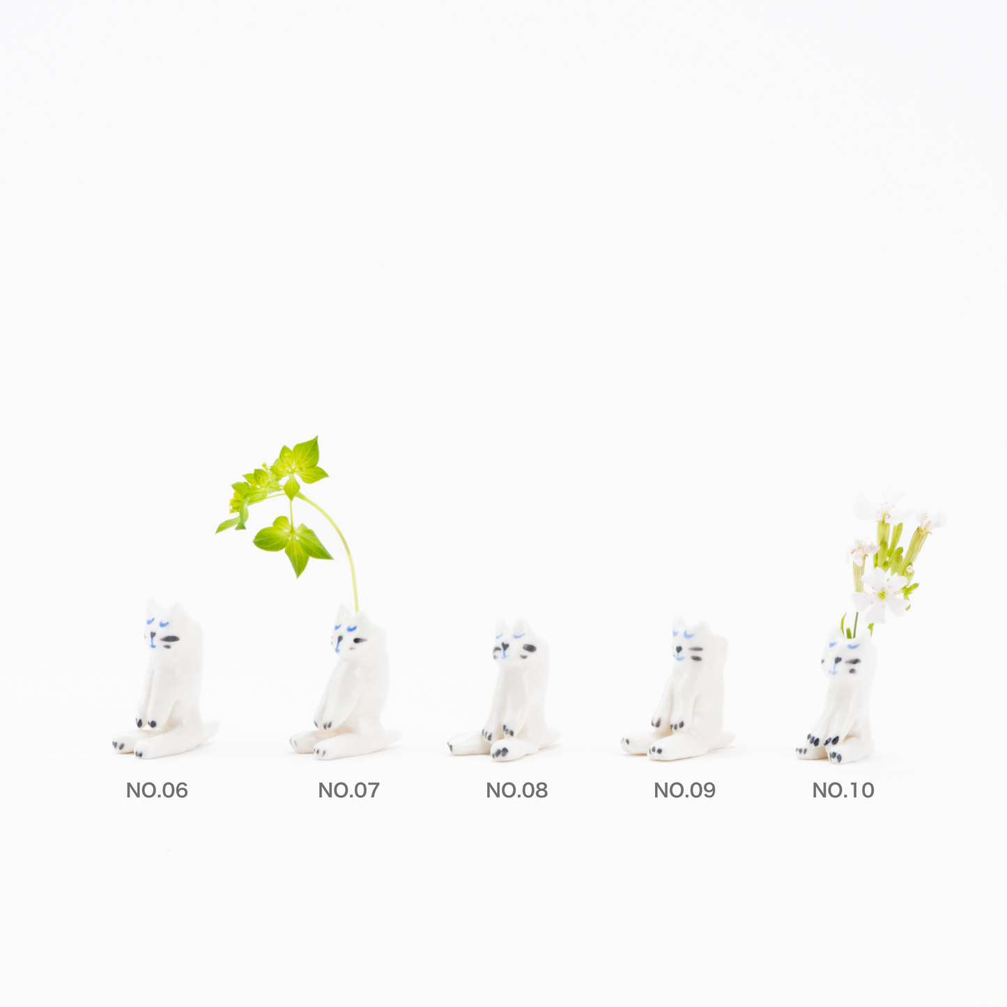 スモールキャット花瓶（青い猫?すやすや）