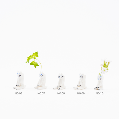 スモールキャット花瓶（青い猫?すやすや）