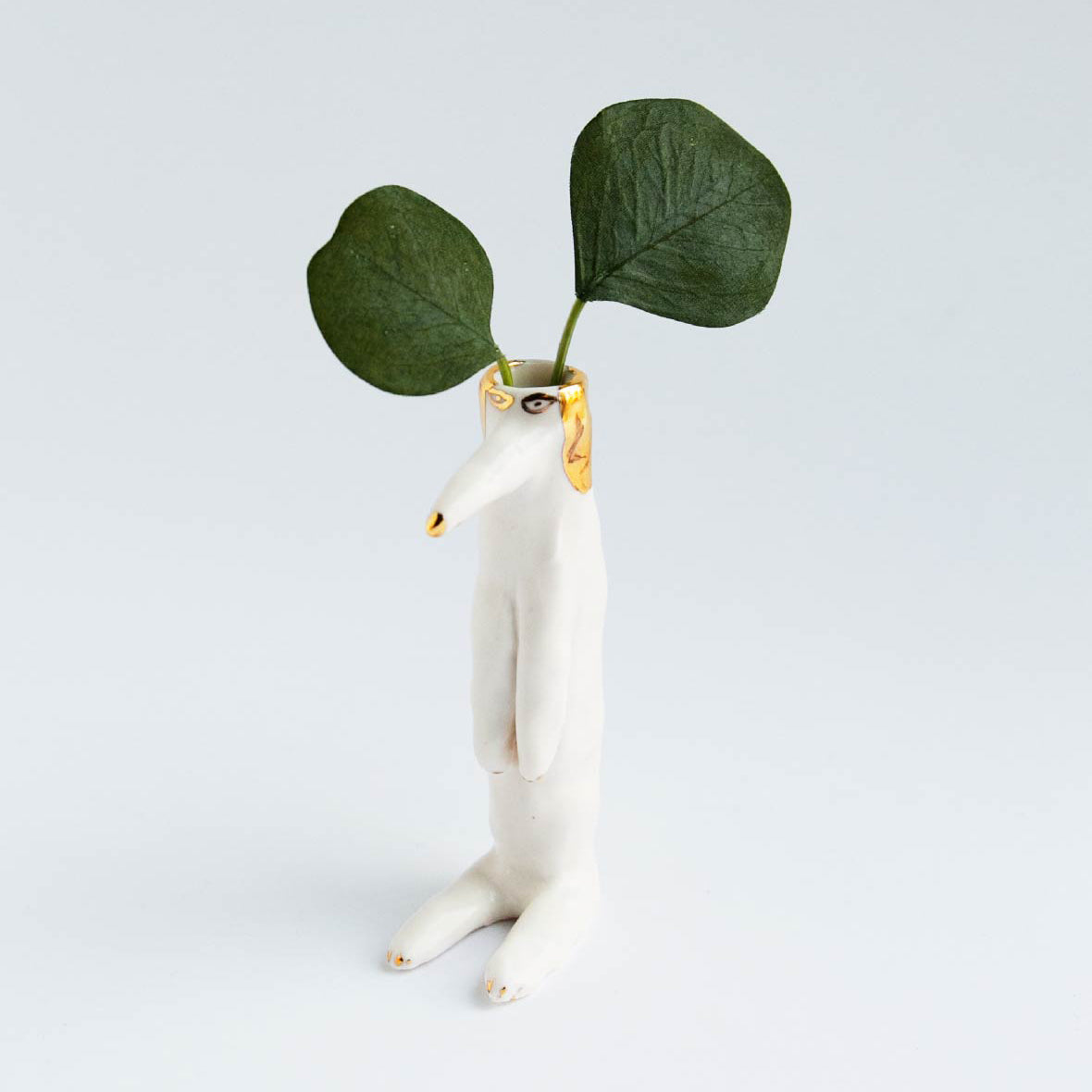 花瓶（立ち上がった犬?ゴールド）