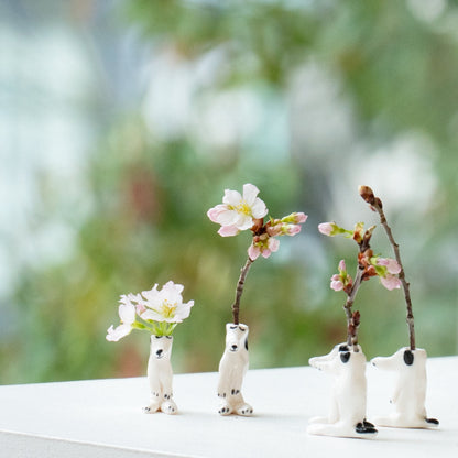 スモールドッグ花瓶（うたたねしている犬）