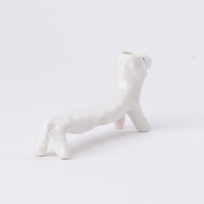 花瓶（口輪をしている犬）