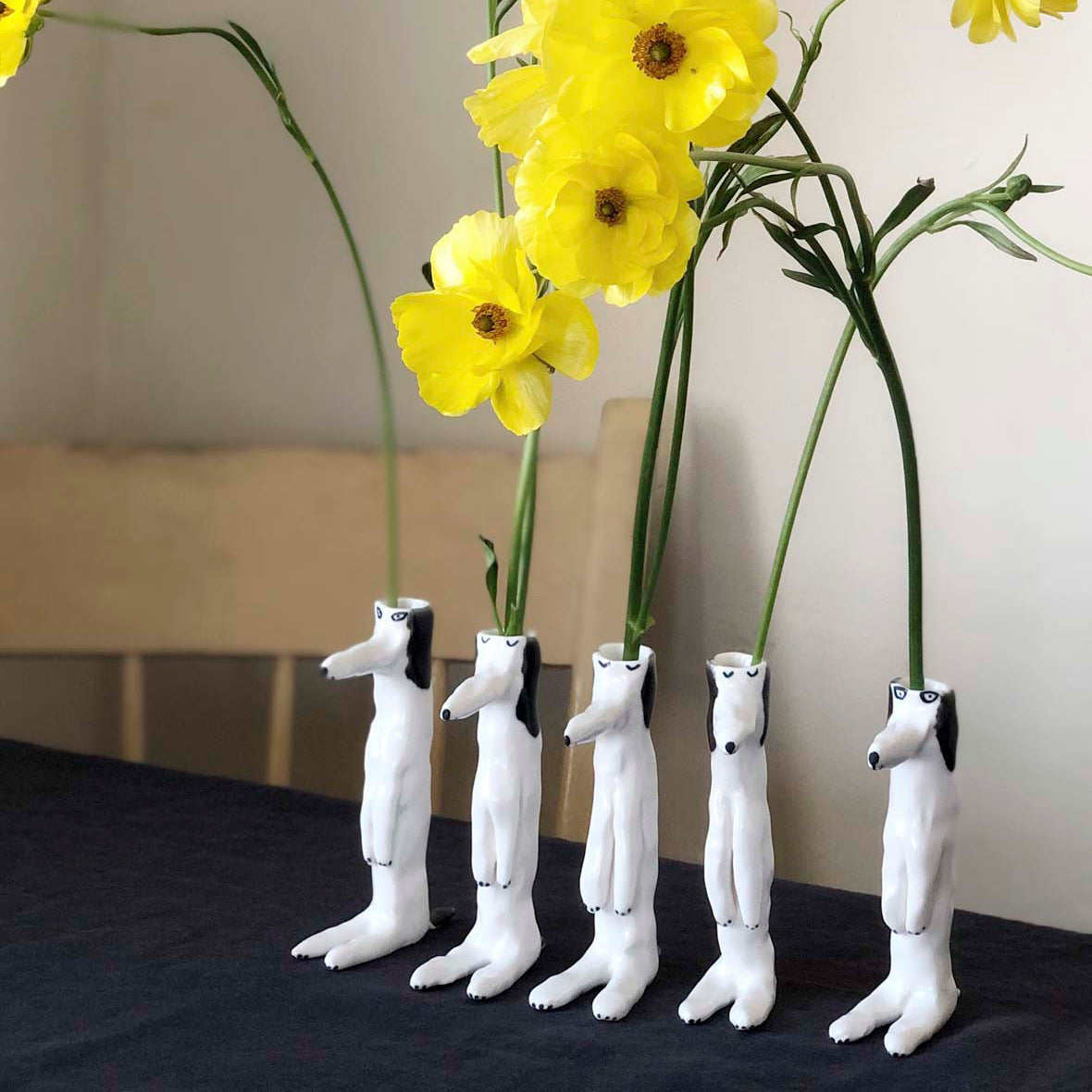 花瓶（立ち上がった犬）