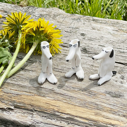 スモールドッグ花瓶（うたたねしている犬）