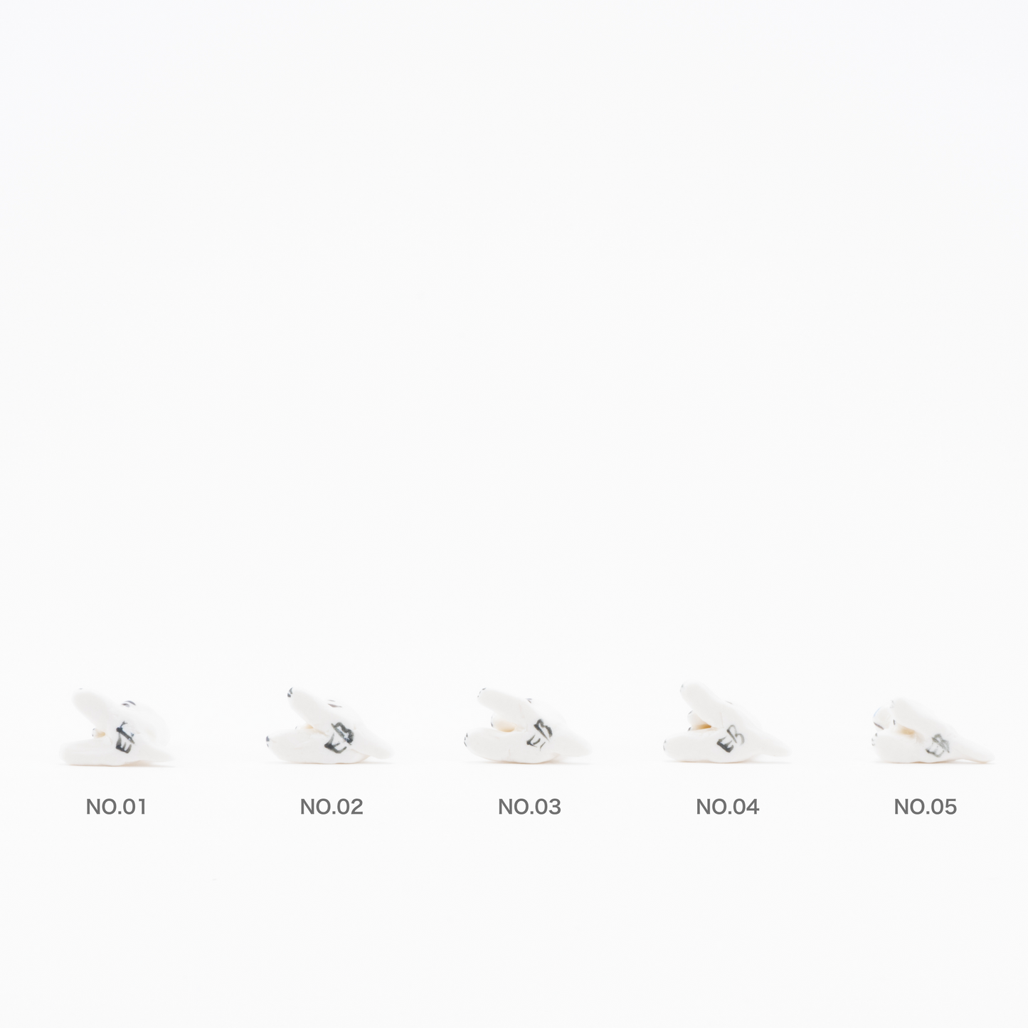 スモールキャット花瓶（青い猫?すやすや）