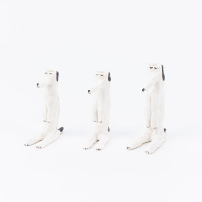 花瓶（うたたねしている犬）