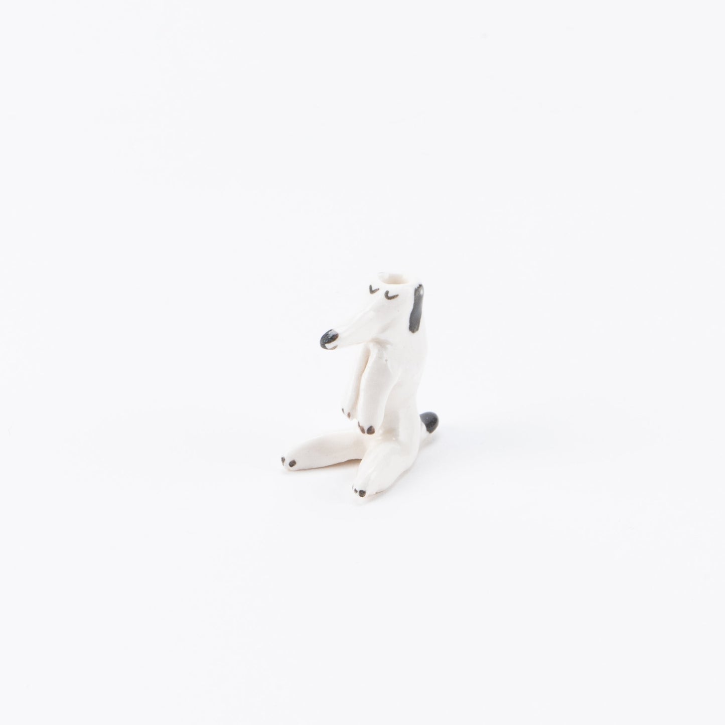 スモールドッグ花瓶（うたたねしている犬）