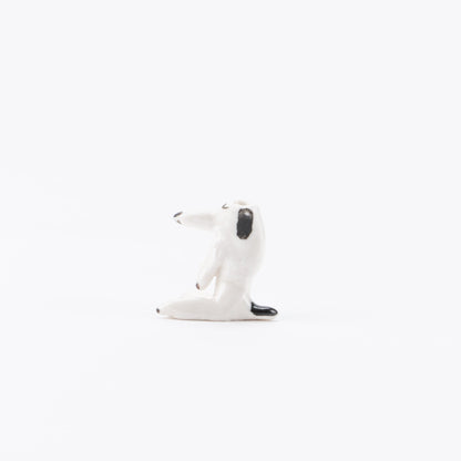 スモールドッグ花瓶（うたたねしている犬）